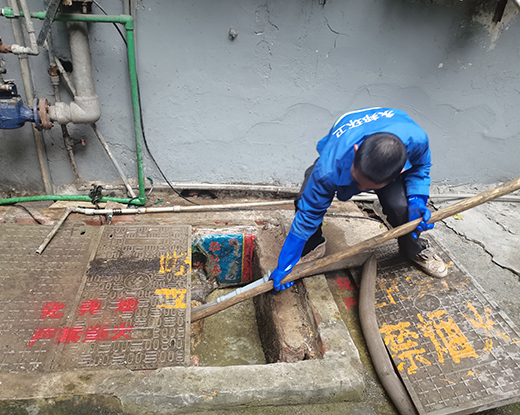 尼玛清掏化粪池